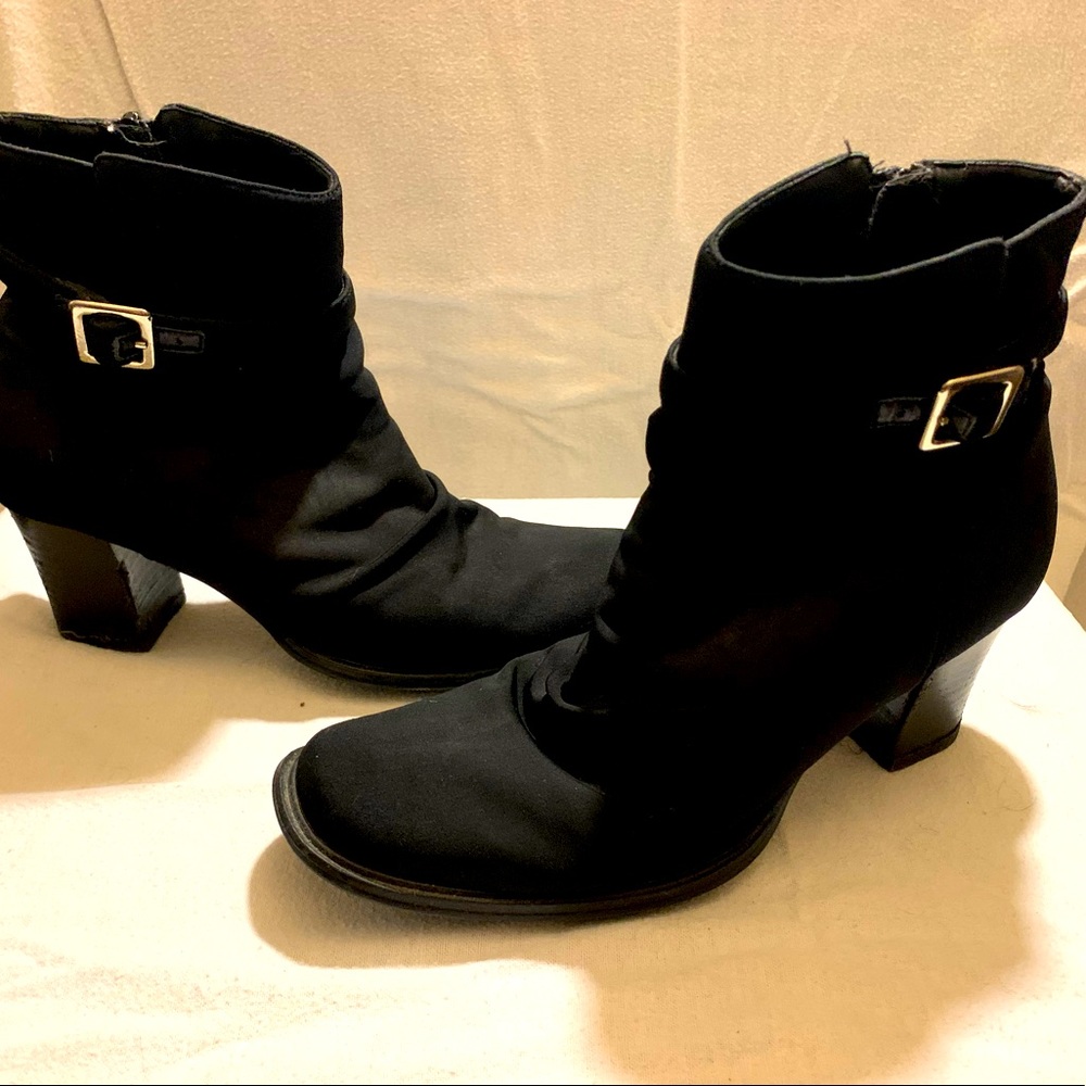 Karen Scott boots